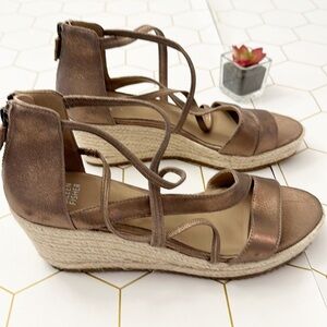 NEW Eileen Fisher Wanda Gold Metallic Leather espadrille wedge sandals women 10